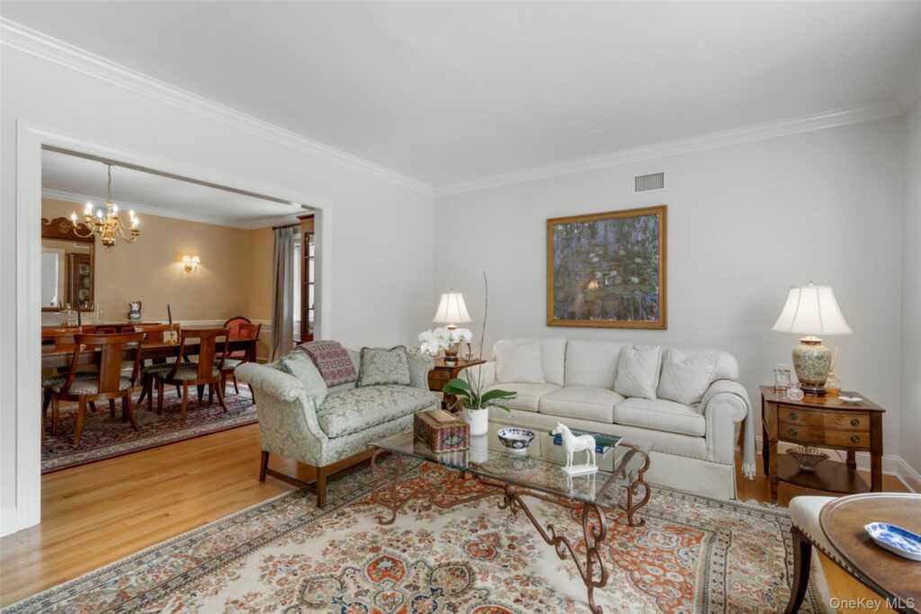 525 Carroll Avenue, Rye, NY 10543 - Photo 5 of 41