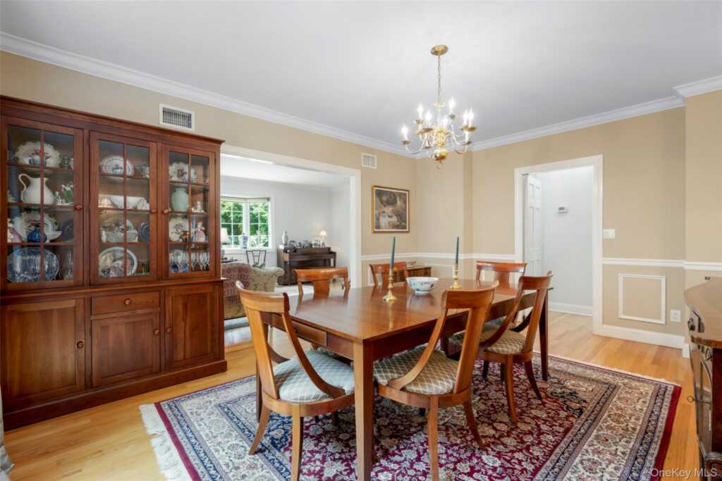 525 Carroll Avenue, Rye, NY 10543 - Photo 7 of 41