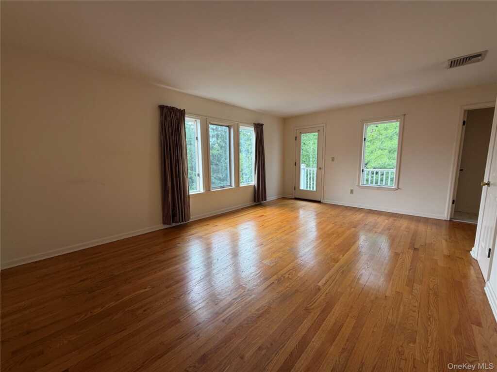 6 Cornell Place, Rye, NY 10580 - Photo 15 of 17