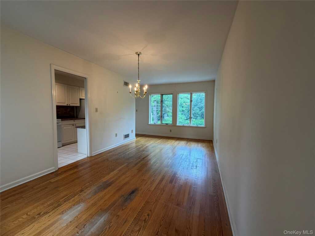 6 Cornell Place, Rye, NY 10580 - Photo 9 of 17