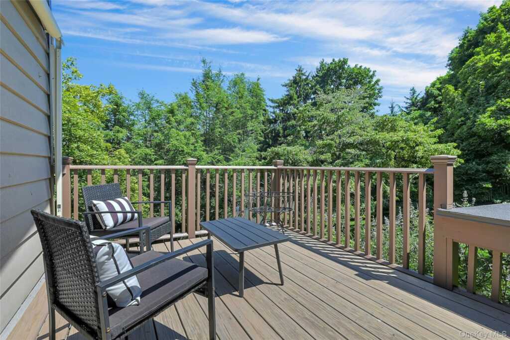 107 Larchdale Avenue, Nyack, NY 10960 - Photo 8 of 28