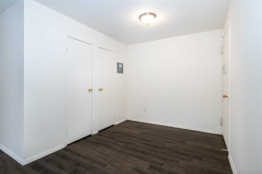 7 Lake Street, Unit #8-L, White Plains, NY 10603 - Photo 5 of 21