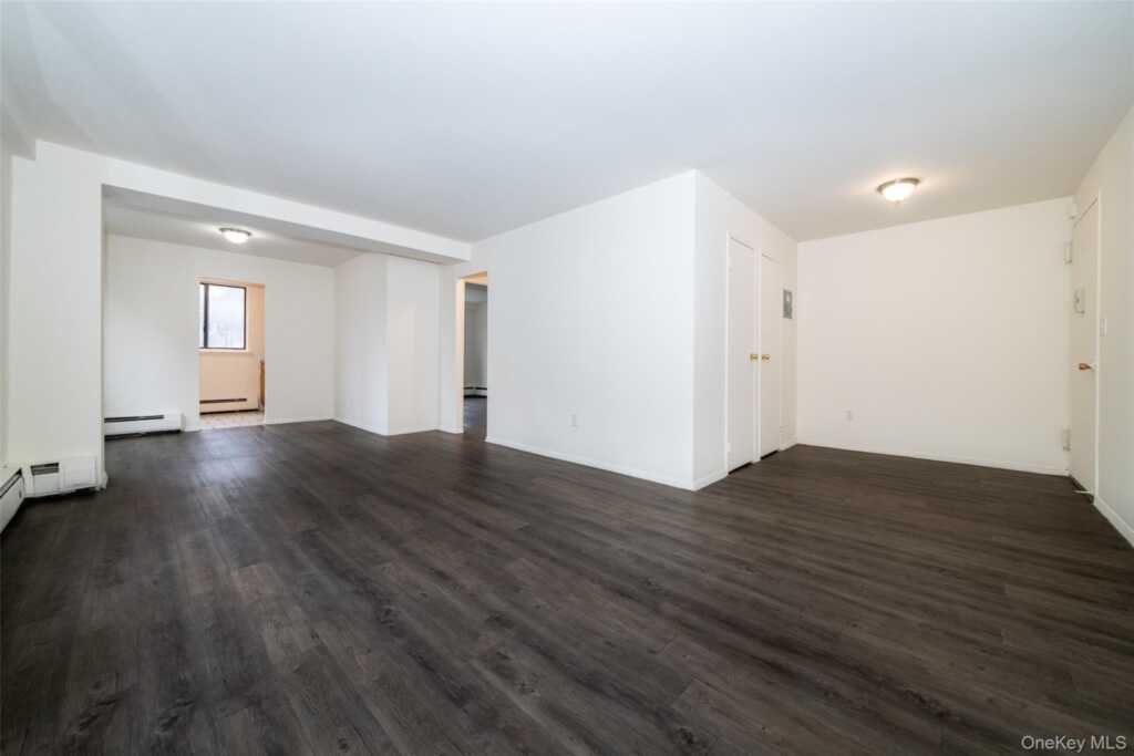 7 Lake Street, Unit #8-L, White Plains, NY 10603 - Photo 7 of 21
