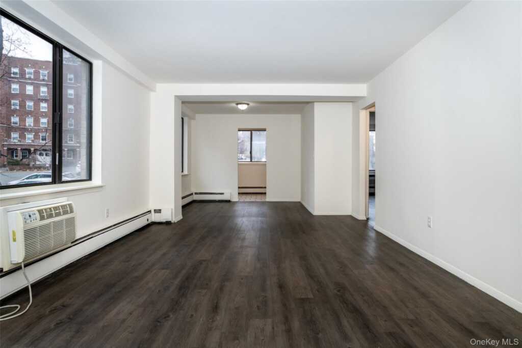 7 Lake Street, Unit #8-L, White Plains, NY 10603 - Photo 8 of 21
