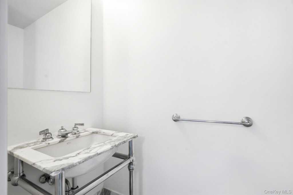 1 Renaissance Square, Unit #11G, White Plains, NY 10601 - Photo 13 of 28
