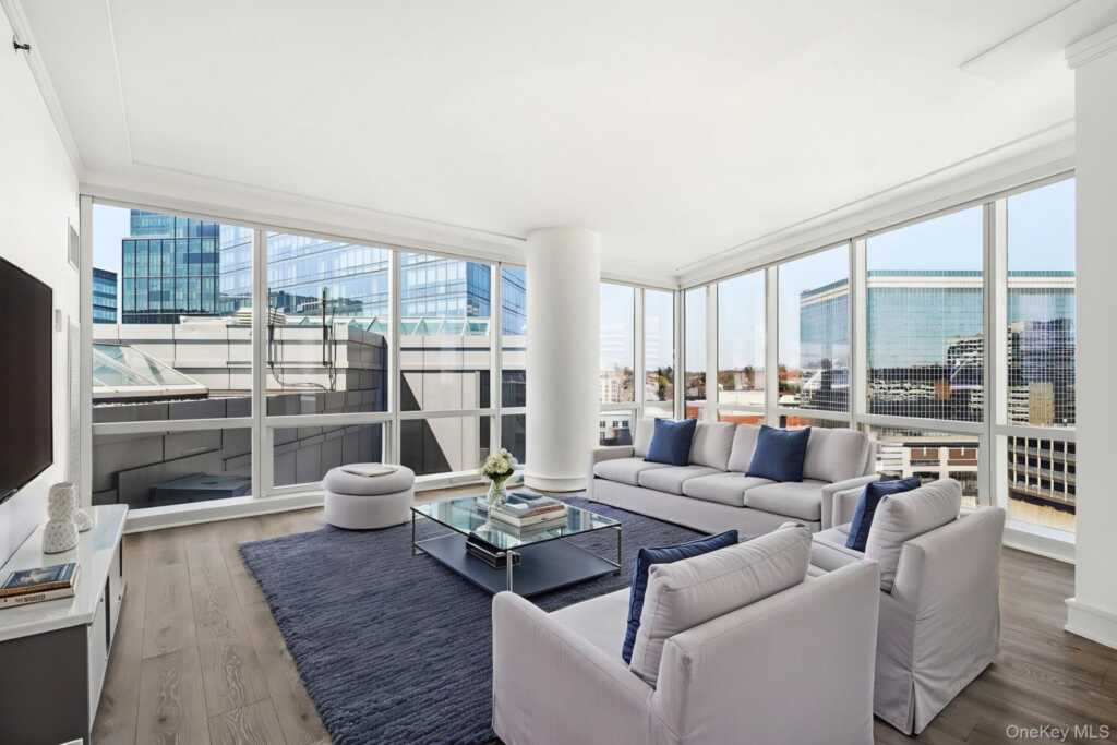 1 Renaissance Square, Unit #11G, White Plains, NY 10601 - Photo 2 of 28