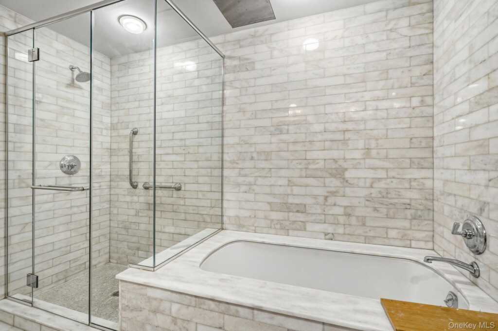 1 Renaissance Square, Unit #11G, White Plains, NY 10601 - Photo 22 of 28