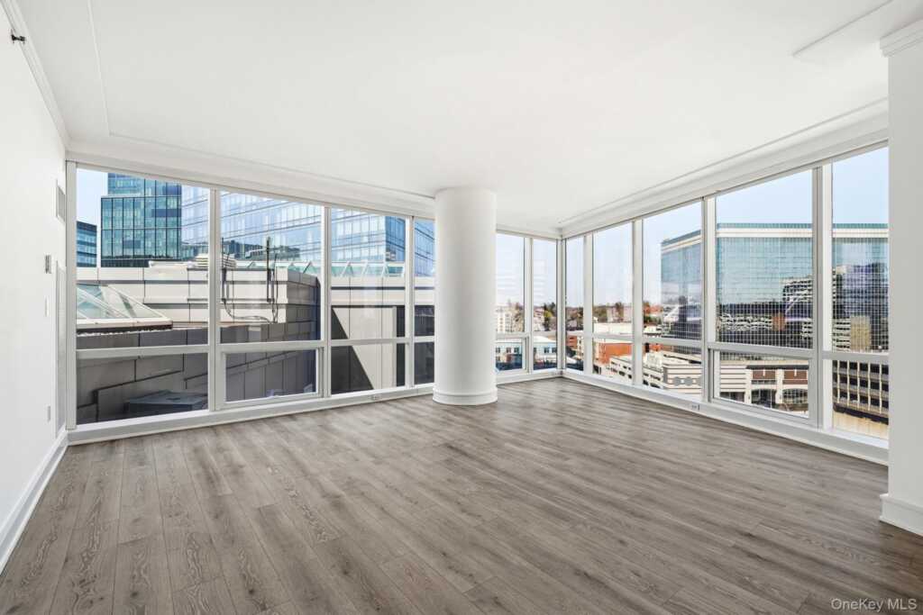 1 Renaissance Square, Unit #11G, White Plains, NY 10601 - Photo 4 of 28