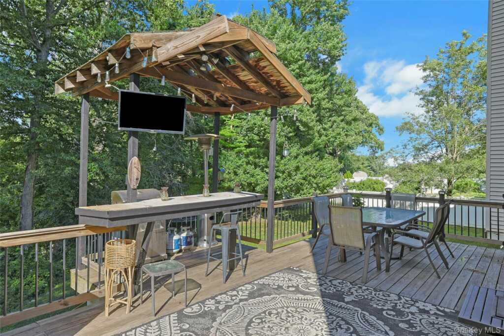 6 Anton Court, Stony Point, NY 10980 - Photo 18 of 45