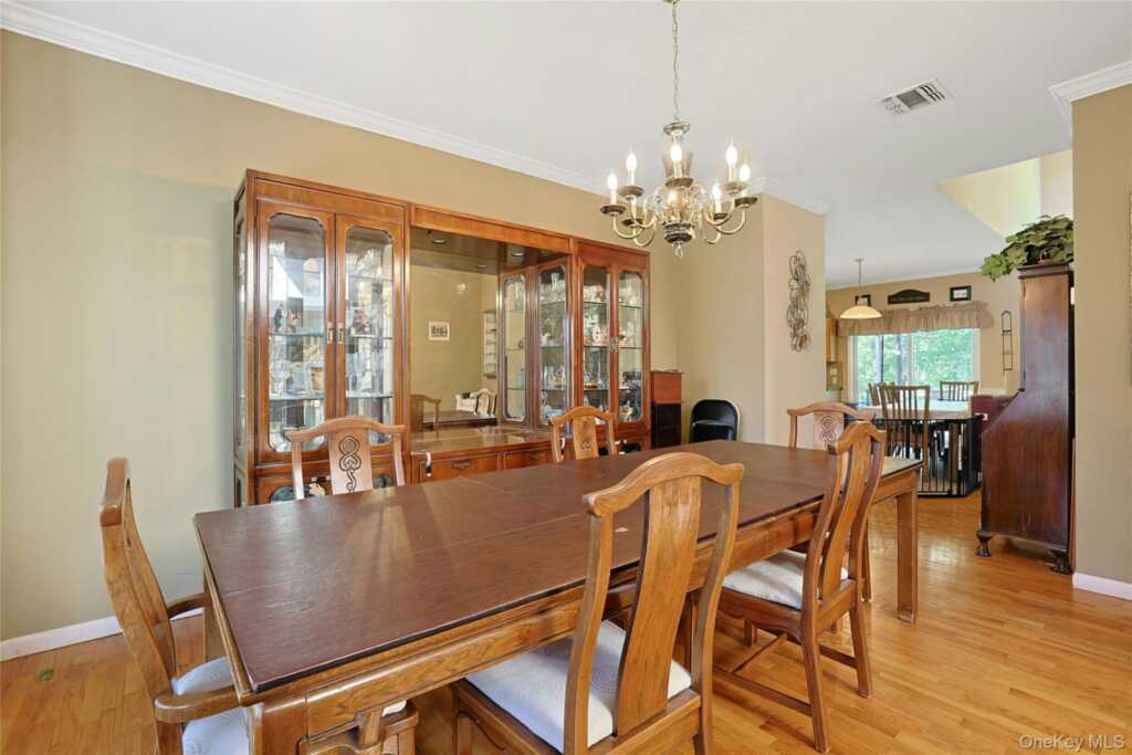 6 Anton Court, Stony Point, NY 10980 - Photo 9 of 45