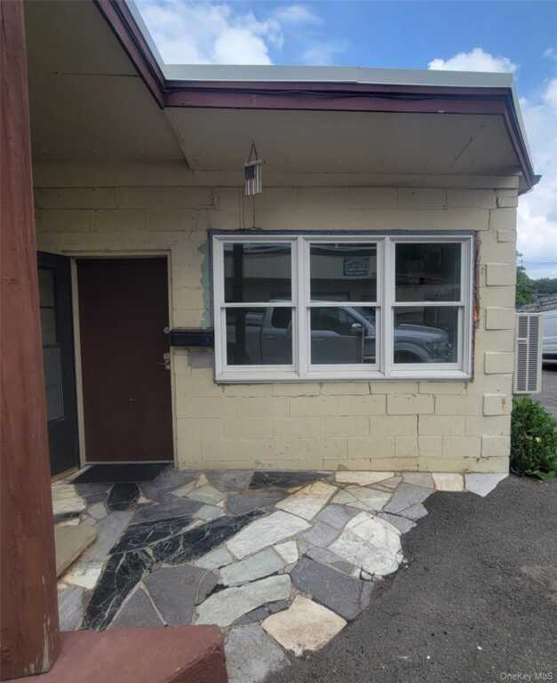 11 Washington Avenue, Suffern, NY 10901 - Photo 3 of 12