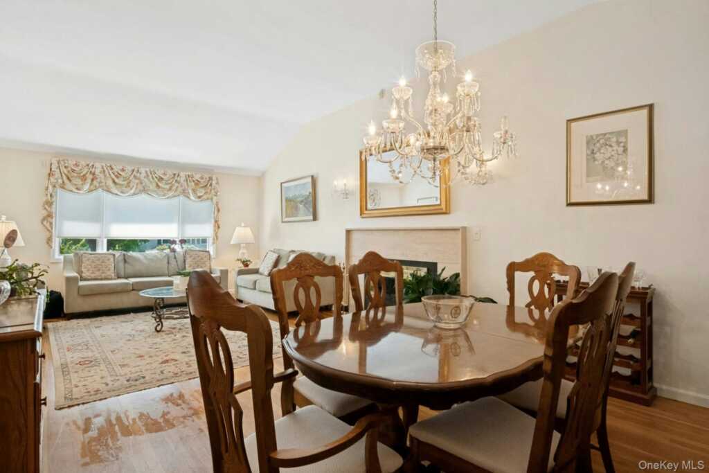 82 Holbrooke Road, White Plains, NY 10605 - Photo 12 of 33