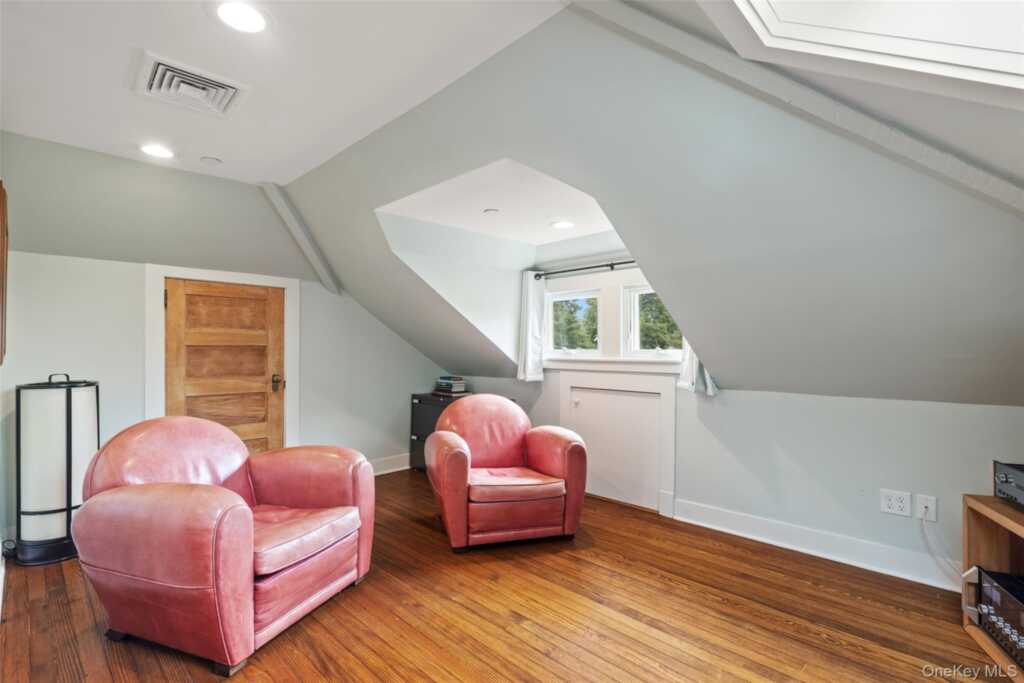 32 Lynden Street, Rye, NY 10580 - Photo 29 of 46