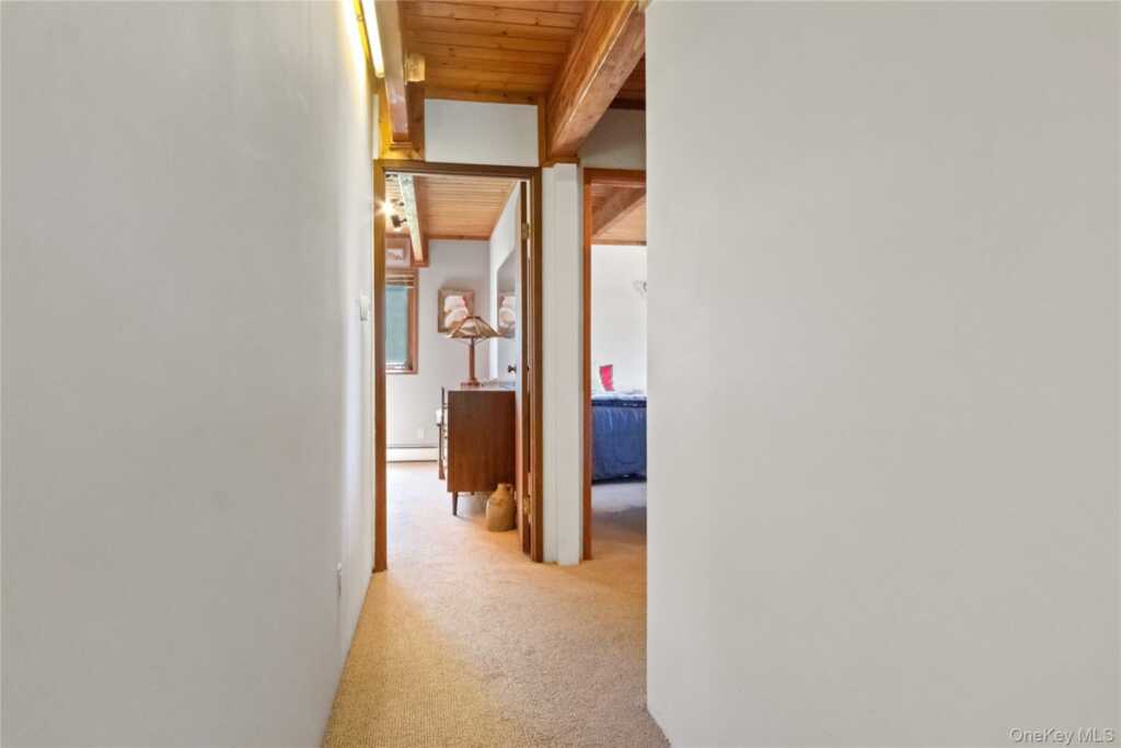 4 Bellview Drive, Valley Cottage, NY 10989 - Photo 23 of 50