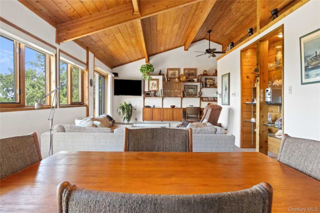 4 Bellview Drive, Valley Cottage, NY 10989 - Photo 36 of 50