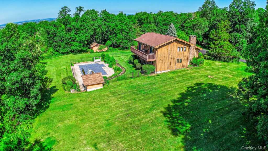 4 Bellview Drive, Valley Cottage, NY 10989 - Photo 42 of 50