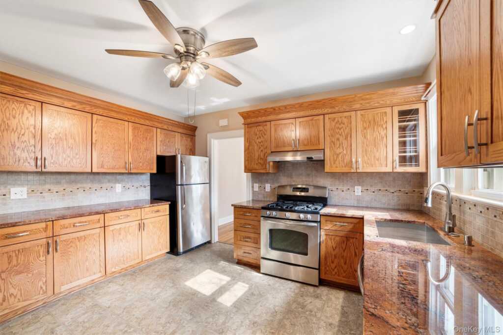 36 Woodland Avenue, Unit #1, Rye, NY 10573 - Photo 12 of 21