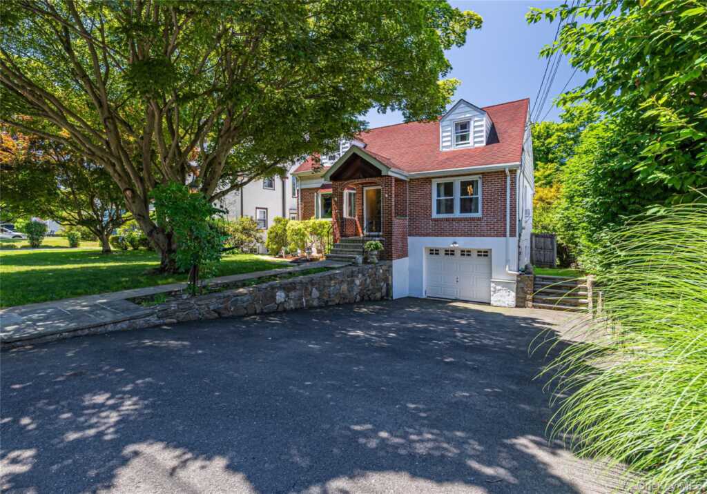74 Tamarack Road, Rye, NY 10573