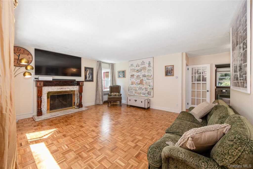 74 Tamarack Road, Rye, NY 10573 - Photo 4 of 25