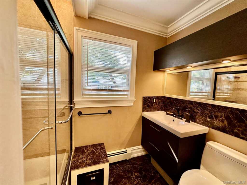 2 Oxford Court, Unit #8012, Suffern, NY 10901 - Photo 9 of 13