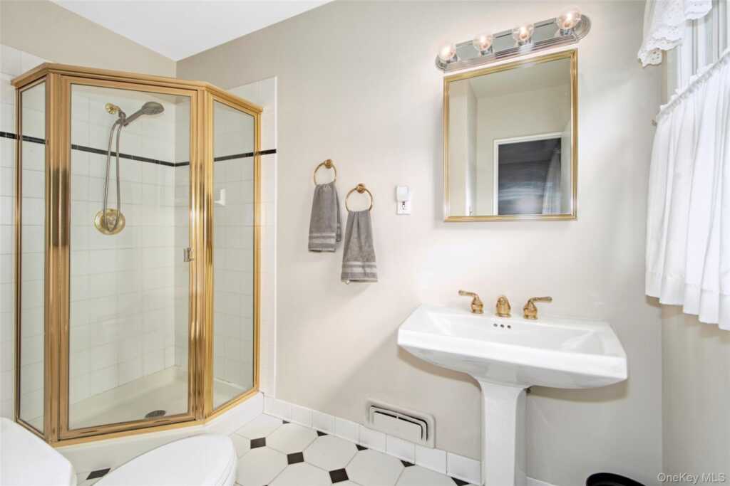 3 Bonwit Road, Rye, NY 10573 - Photo 23 of 31