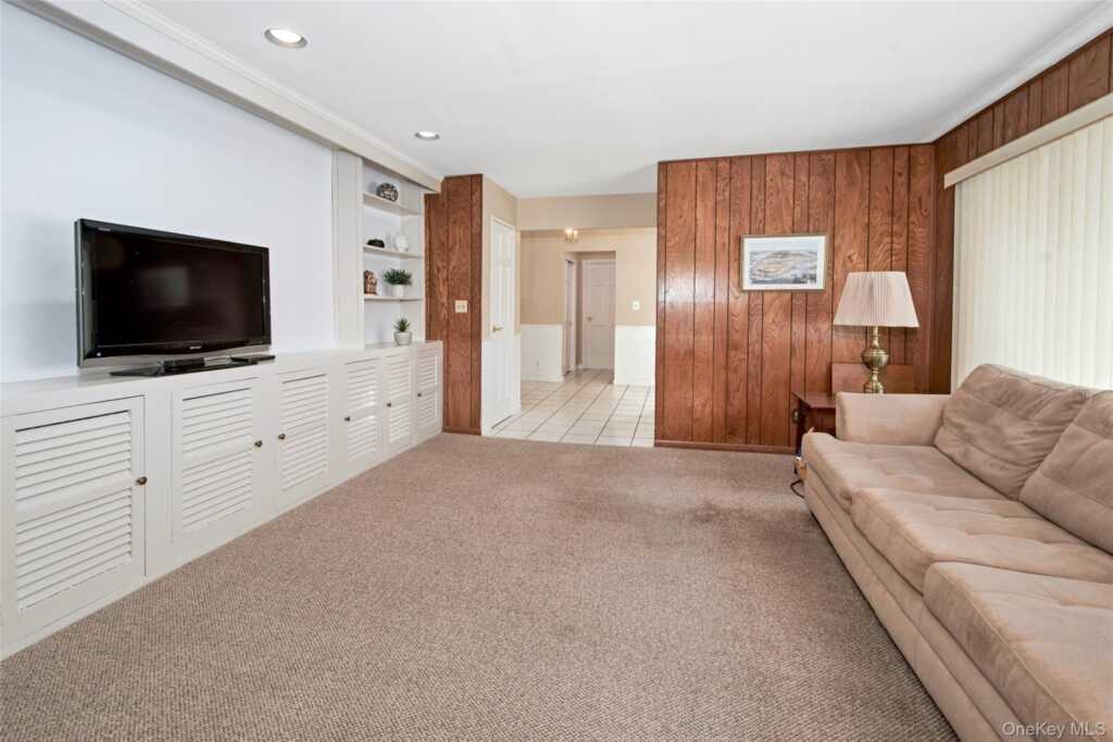 3 Bonwit Road, Rye, NY 10573 - Photo 7 of 31