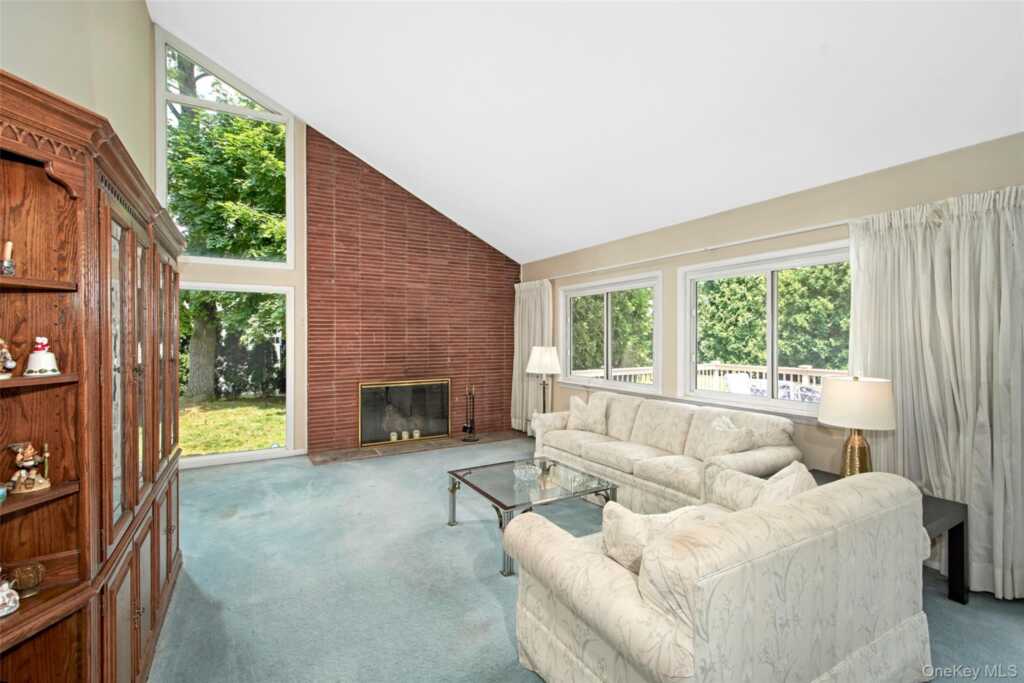3 Bonwit Road, Rye, NY 10573 - Photo 8 of 31