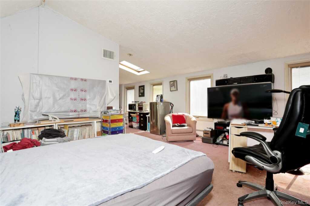 70 Buena Vista Road, New City, NY 10956 - Photo 25 of 50