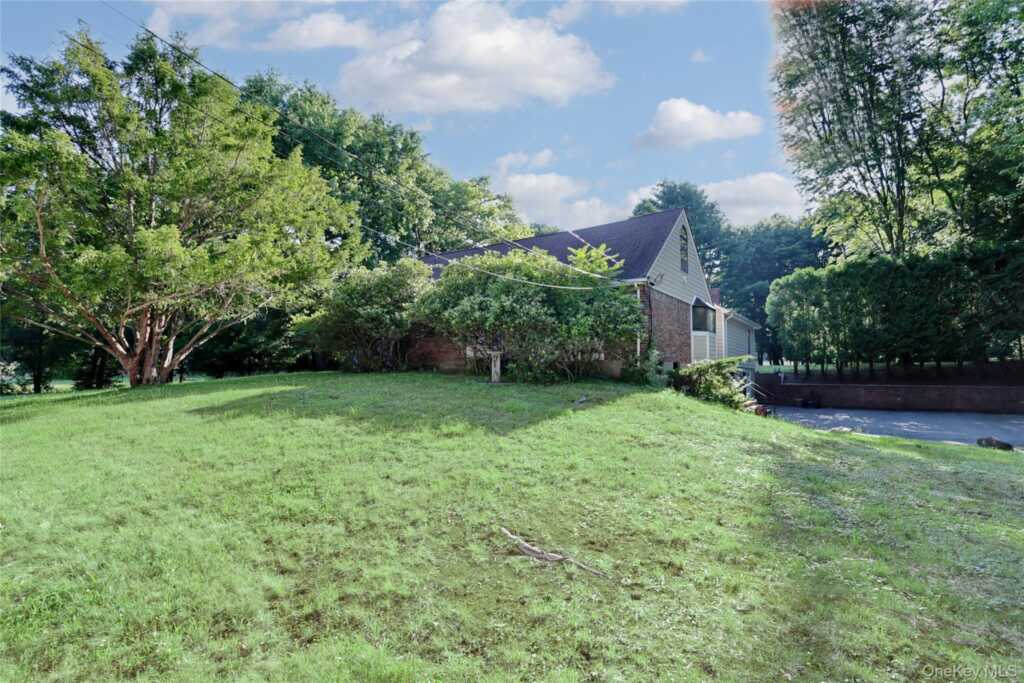 70 Buena Vista Road, New City, NY 10956 - Photo 30 of 50