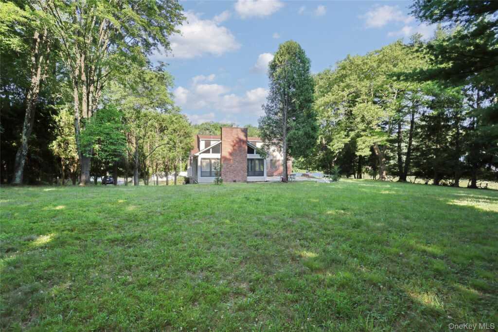 70 Buena Vista Road, New City, NY 10956 - Photo 35 of 50