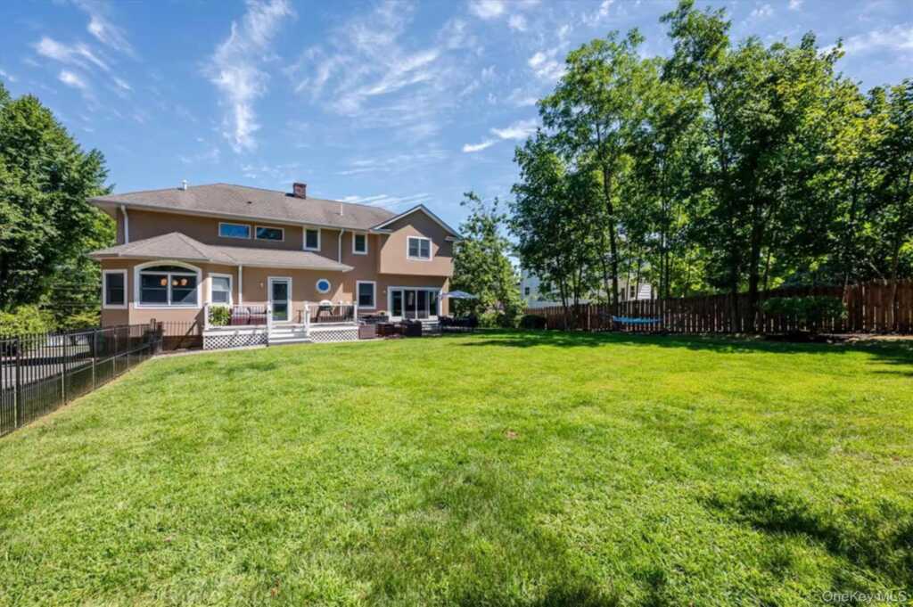 107 Puritan Drive, Rye, NY 10573 - Photo 43 of 43