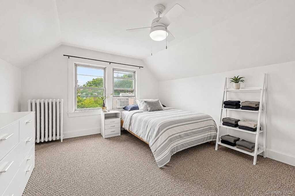 46 Meadow Lane, New Rochelle, NY 10805 - Photo 12 of 39