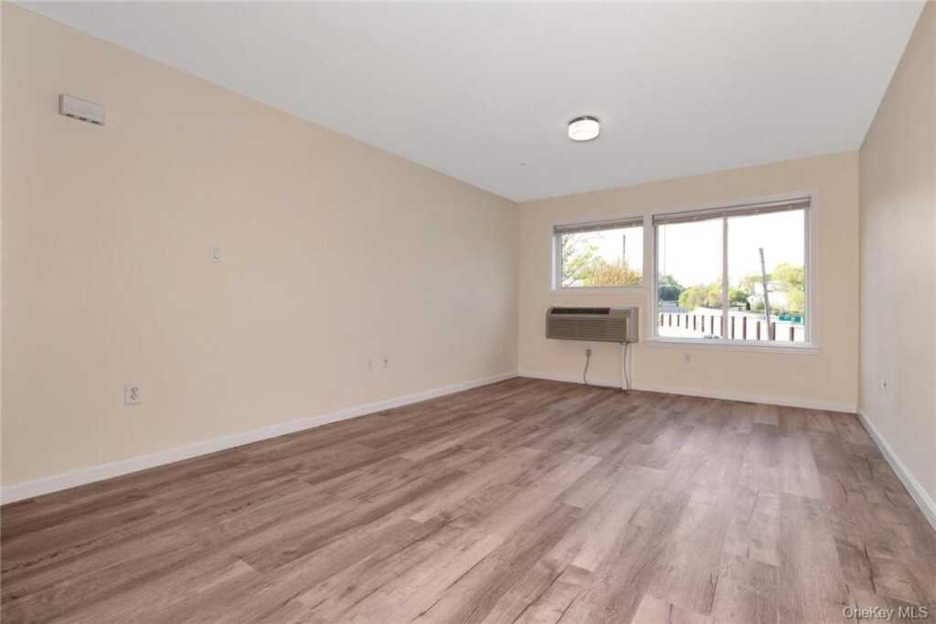 68 Lake Street, Unit #305, White Plains, NY 10603 - Photo 10 of 33