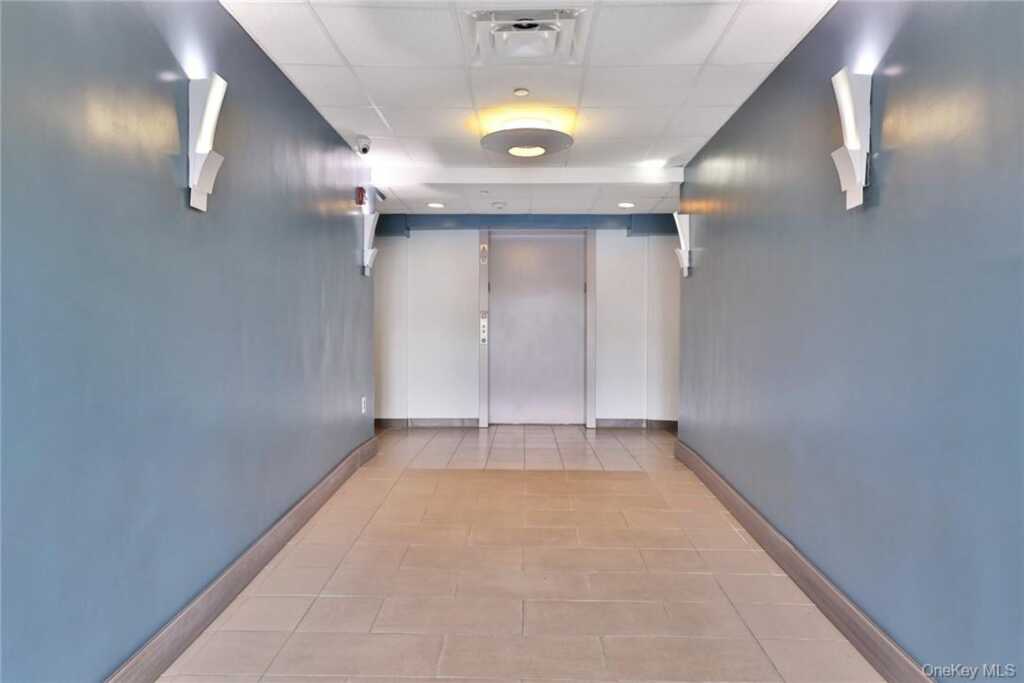 68 Lake Street, Unit #305, White Plains, NY 10603 - Photo 26 of 33