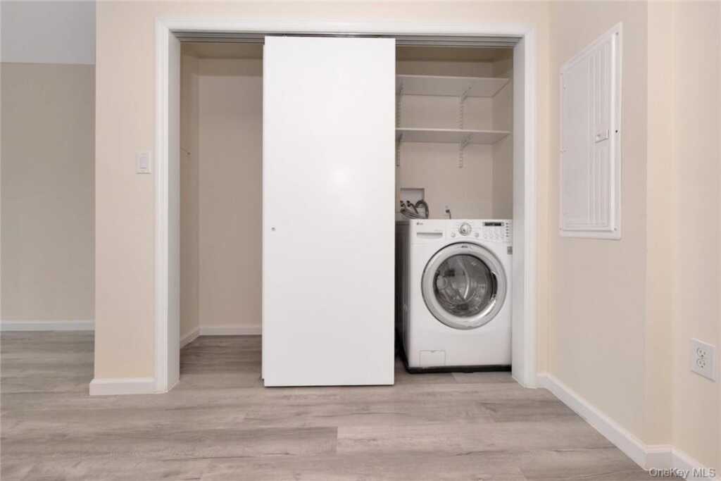 68 Lake Street, Unit #305, White Plains, NY 10603 - Photo 27 of 33