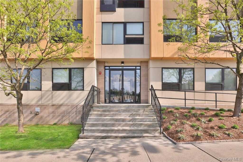 68 Lake Street, Unit #305, White Plains, NY 10603 - Photo 30 of 33