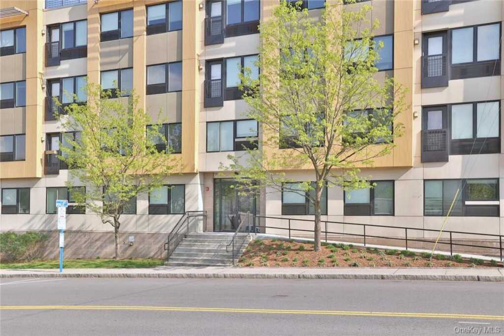 68 Lake Street, Unit #305, White Plains, NY 10603 - Photo 33 of 33