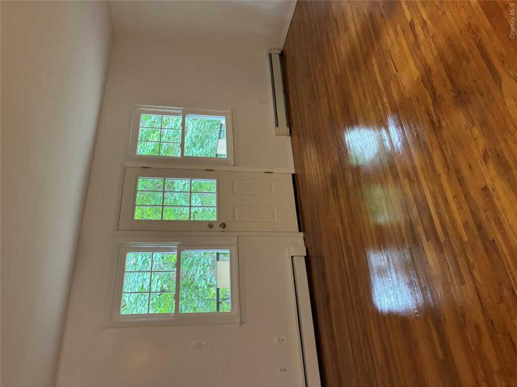 21 Pavilion Road, Unit #21, Suffern, NY 10901 - Photo 2 of 8