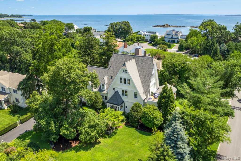 731 Forest Avenue, Rye, NY 10580 - Photo 2 of 50