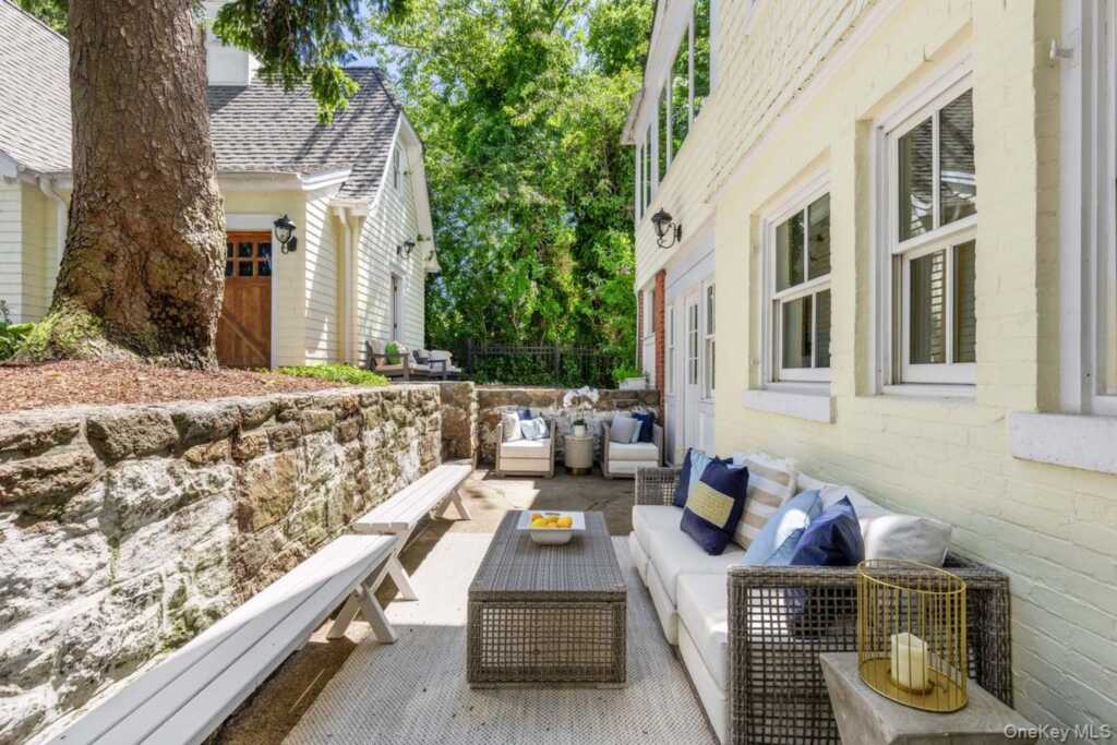 731 Forest Avenue, Rye, NY 10580 - Photo 45 of 50