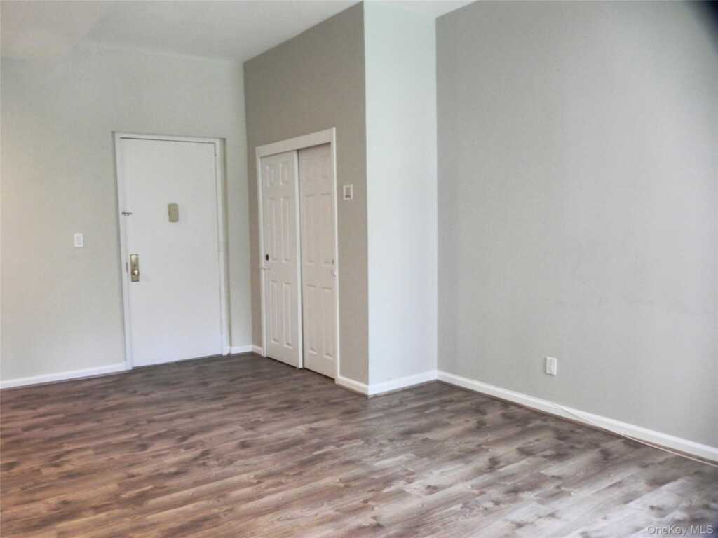 1250 North Avenue, Unit #110, New Rochelle, NY 10804 - Photo 3 of 27