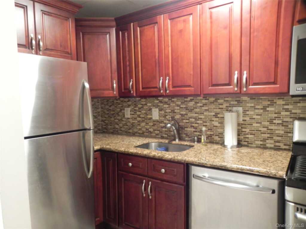1250 North Avenue, Unit #110, New Rochelle, NY 10804 - Photo 9 of 27