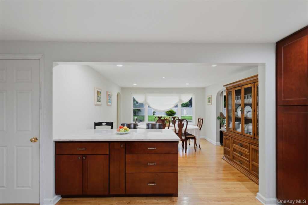 16 Ward Street, Suffern, NY 10901 - Photo 13 of 48