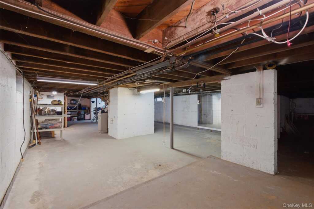 16 Ward Street, Suffern, NY 10901 - Photo 34 of 48