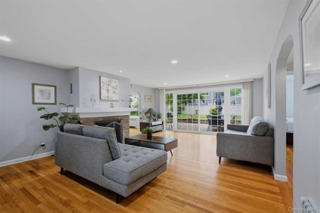 16 Ward Street, Suffern, NY 10901 - Photo 7 of 48