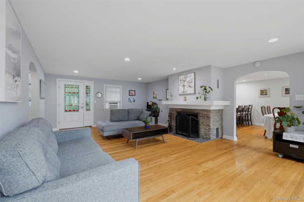 16 Ward Street, Suffern, NY 10901 - Photo 9 of 48