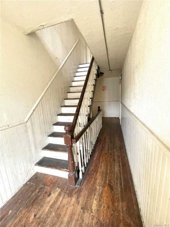27 Fox Island Road, Rye, NY 10573 - Photo 13 of 29