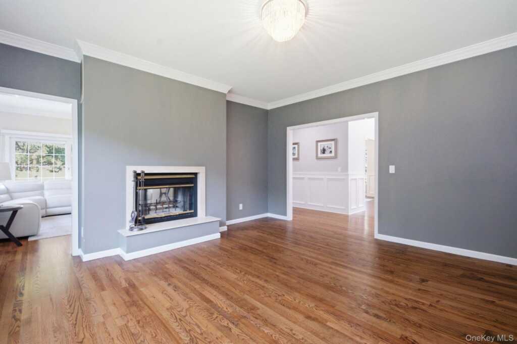 15 Ellis Drive, Unit #13, White Plains, NY 10605 - Photo 12 of 44