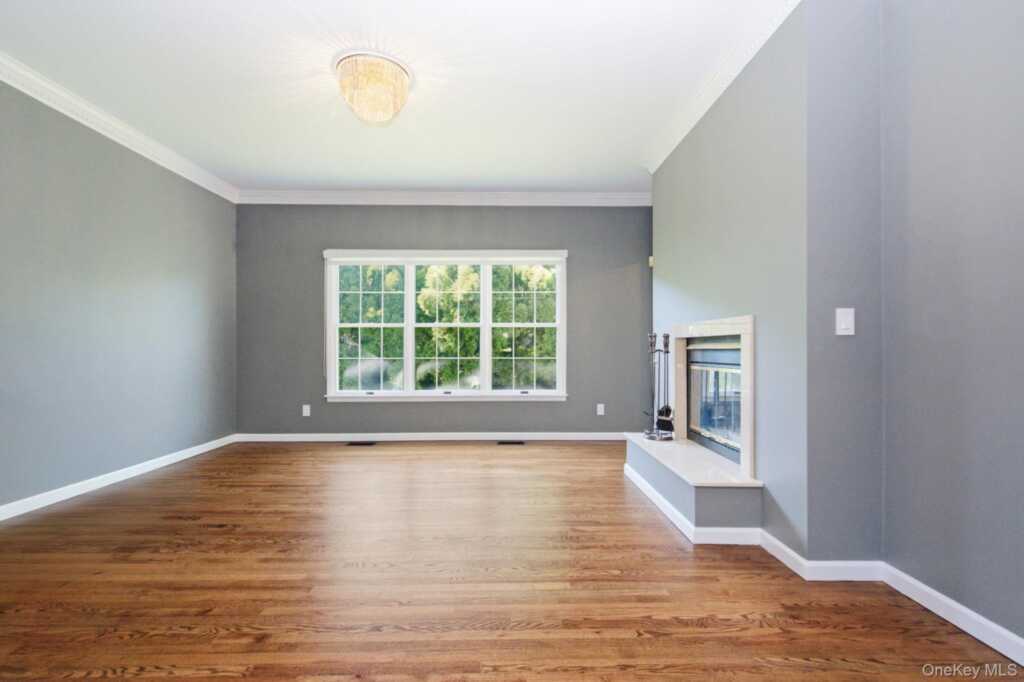 15 Ellis Drive, Unit #13, White Plains, NY 10605 - Photo 13 of 44