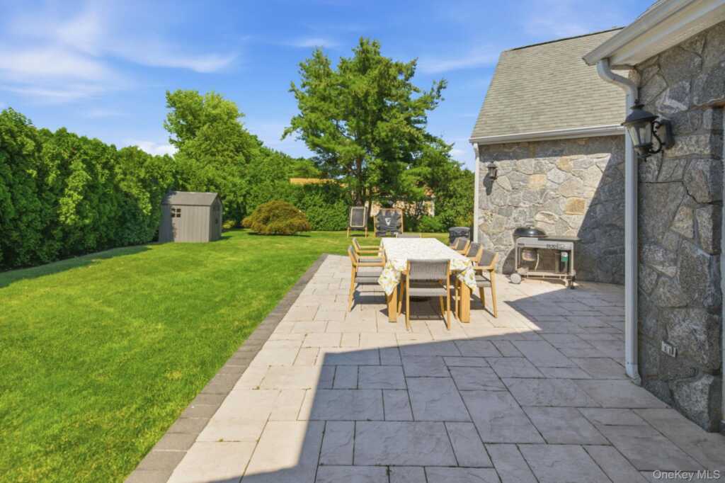 15 Ellis Drive, Unit #13, White Plains, NY 10605 - Photo 36 of 44